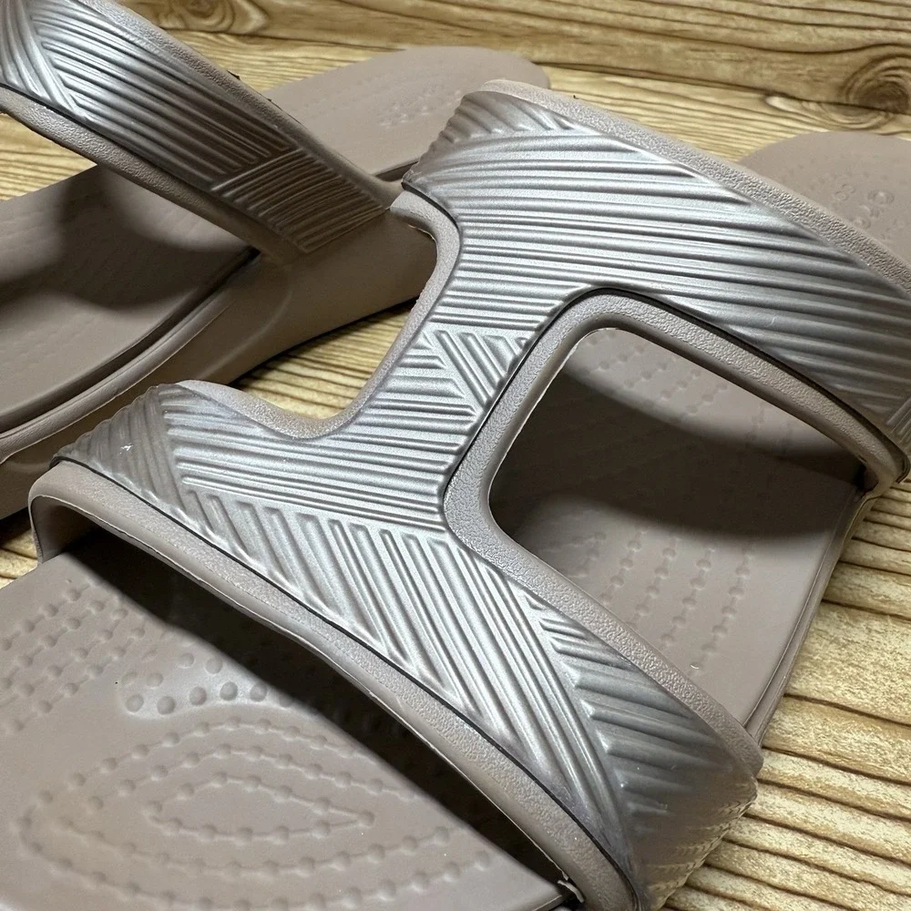 Crocs Monterey Metallic Wedge Shoes Sz 7 Slip On Comfort Cushion Sandals 207144‎